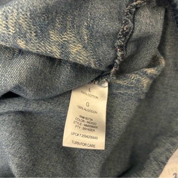 Miley Cyrus Max Azria Blue Denim  Metal Snap Up Shirt Womens L Distressed​​ - Picture 5 of 5